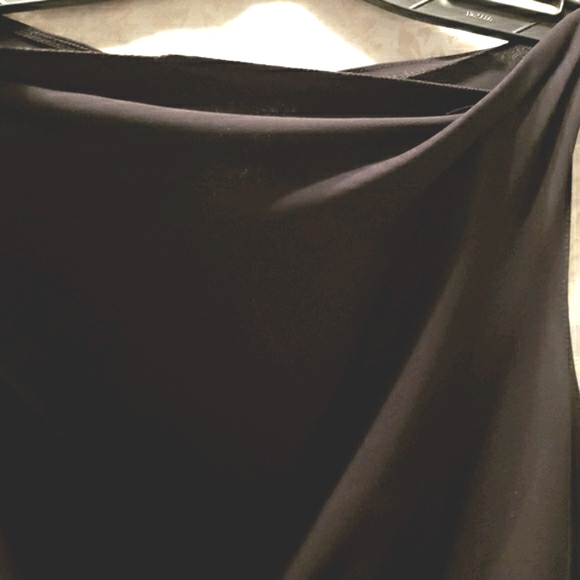 ORNA FARHO PARIS BLACK CROP DRAPE TANK TOP SZ M - Picture 8 of 8